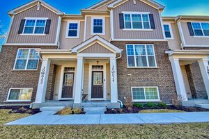 Photo of 30 Brayman Court Warrenville IL 60563
