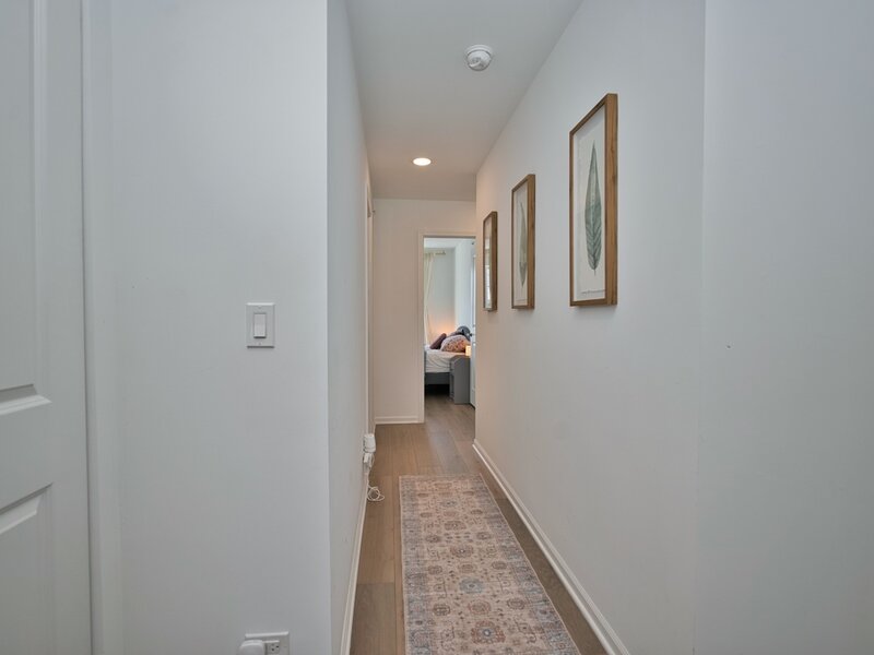 30 Brayman Court Warrenville IL 60563