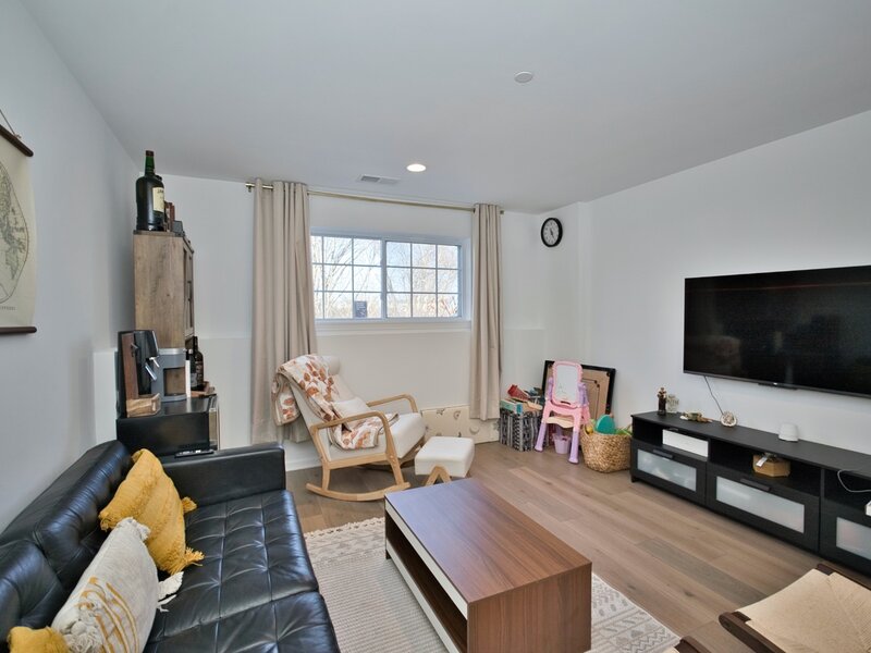 30 Brayman Court Warrenville IL 60563