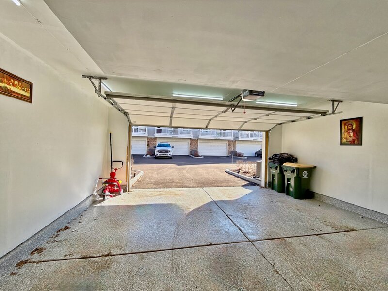 30 Brayman Court Warrenville IL 60563