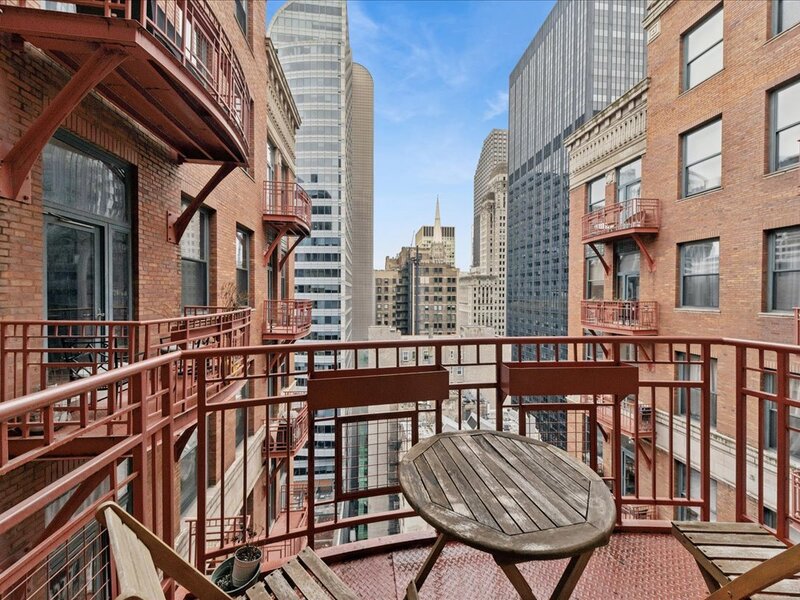 208 W Washington Street Chicago IL 60606