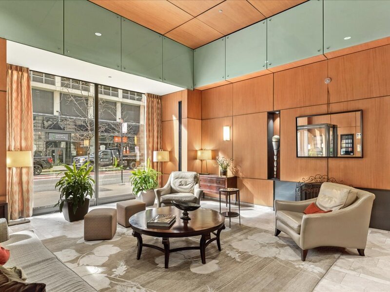 208 W Washington Street Chicago IL 60606