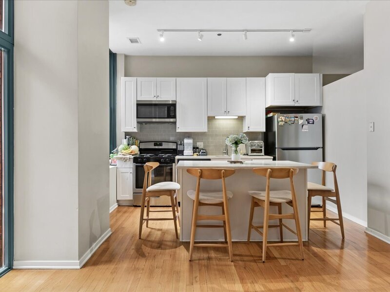 208 W Washington Street Chicago IL 60606