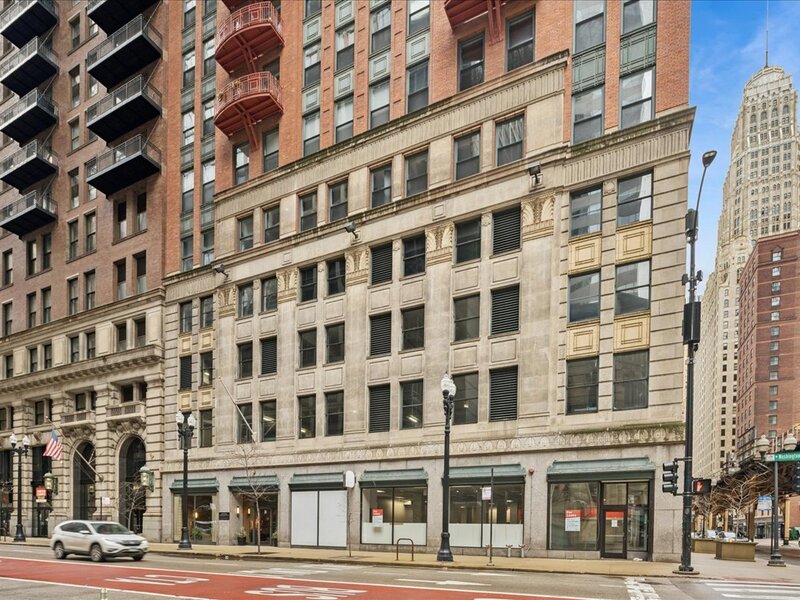 208 W Washington Street Chicago IL 60606