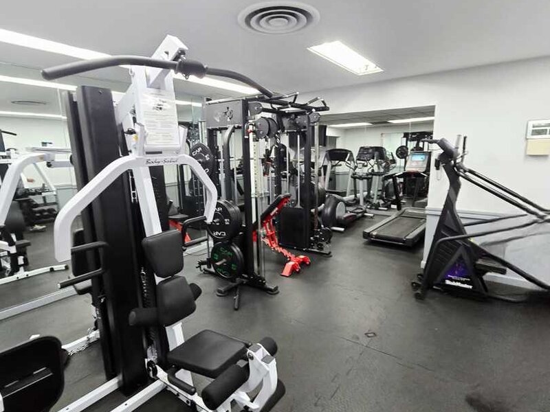 3950 N Lake Shore Drive Chicago IL 60613