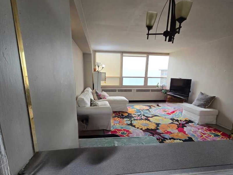 3950 N Lake Shore Drive Chicago IL 60613