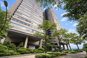 Photo of 6301 N Sheridan Road Chicago IL 60660 Unit 11C