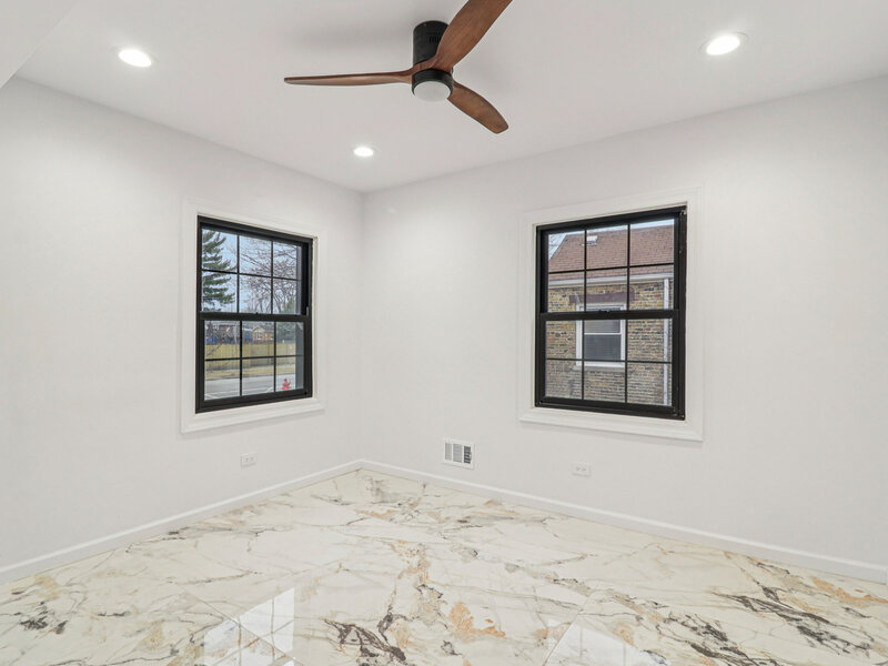 1509 Center Street Des Plaines IL 60018