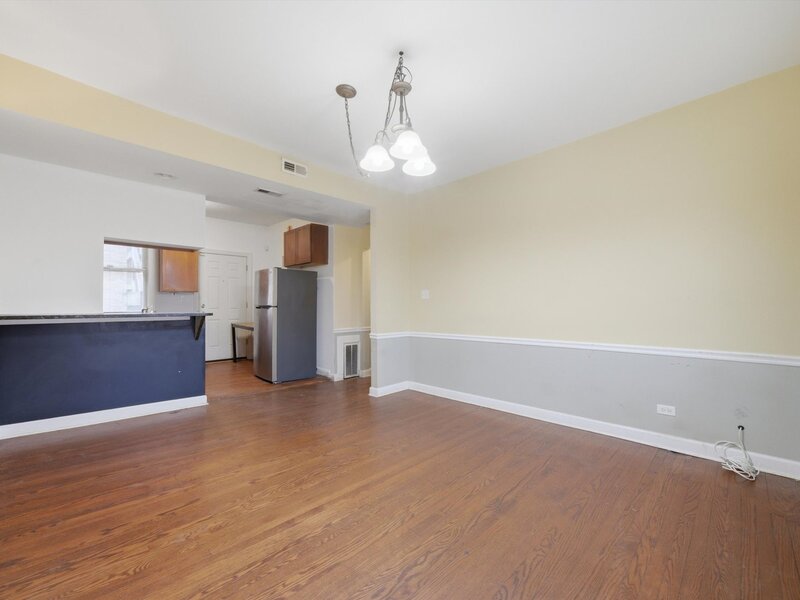 7601 S Essex Avenue Chicago IL 60649