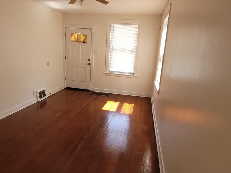11720 S Wentworth Avenue Chicago IL 60628