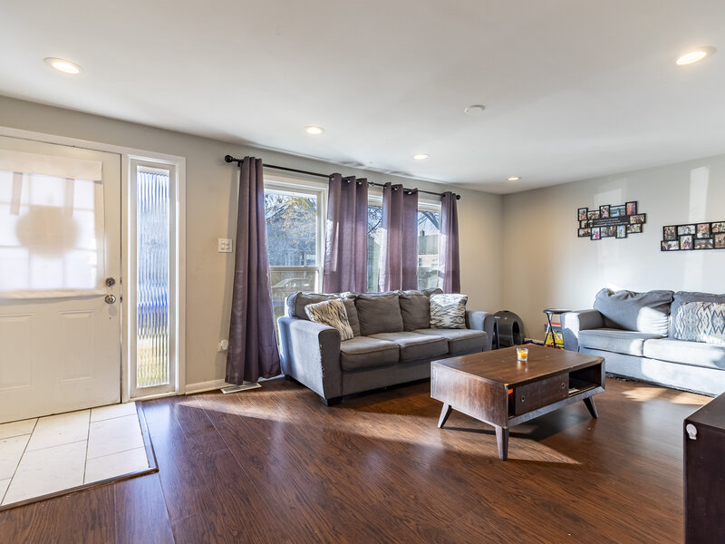13415 S Mackinaw Avenue Chicago IL 60633