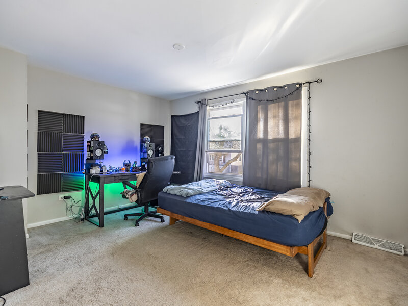 13415 S Mackinaw Avenue Chicago IL 60633