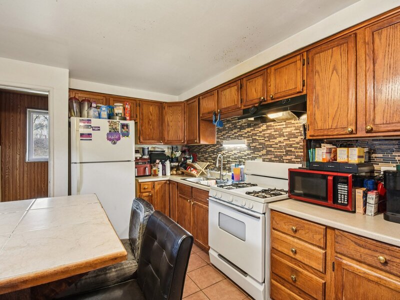 2850 E 94th Street Chicago IL 60617