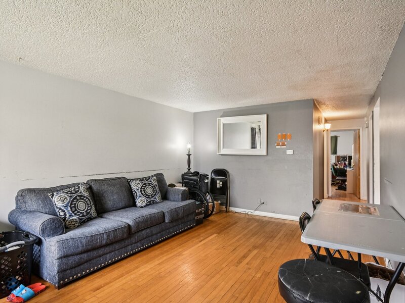2850 E 94th Street Chicago IL 60617