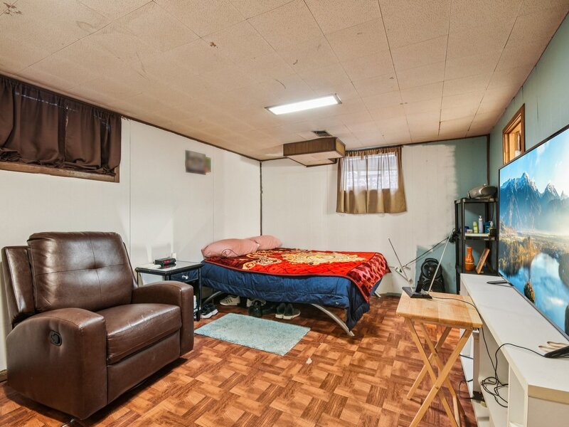 2850 E 94th Street Chicago IL 60617