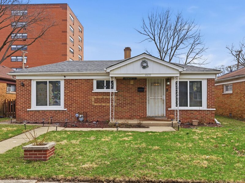 14633 Edbrooke Avenue Dolton IL 60419