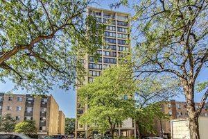 Photo of 5740 N Sheridan Road Chicago IL 60660 Unit 12E