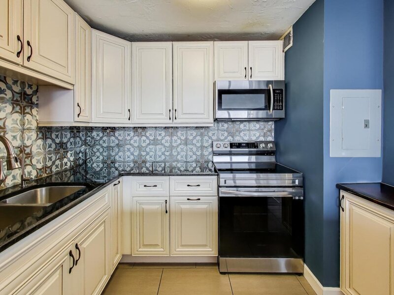 5740 N Sheridan Road Chicago IL 60660