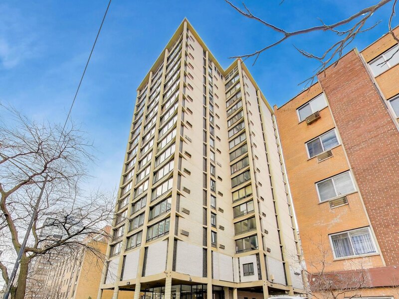 5740 N Sheridan Road Chicago IL 60660