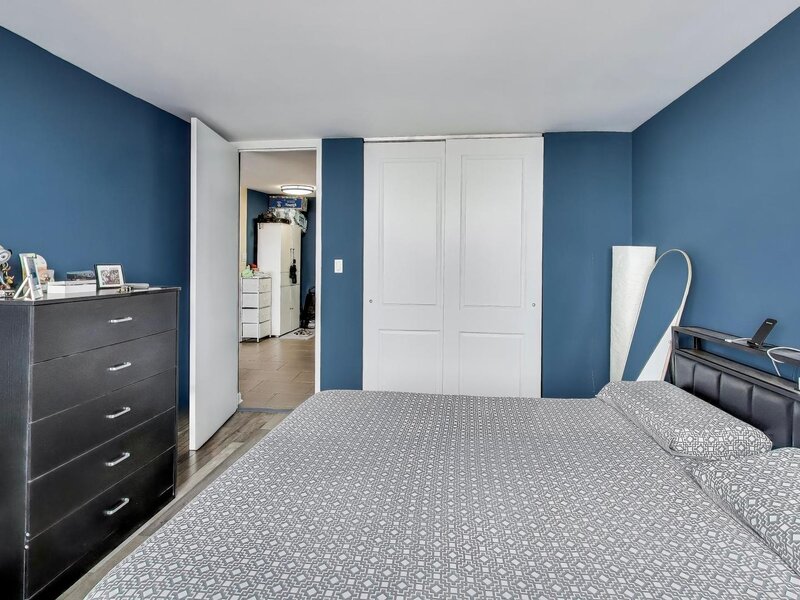 5740 N Sheridan Road Chicago IL 60660