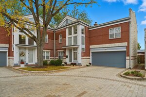 Photo of 15 Manchester Lane Elmhurst IL 60126