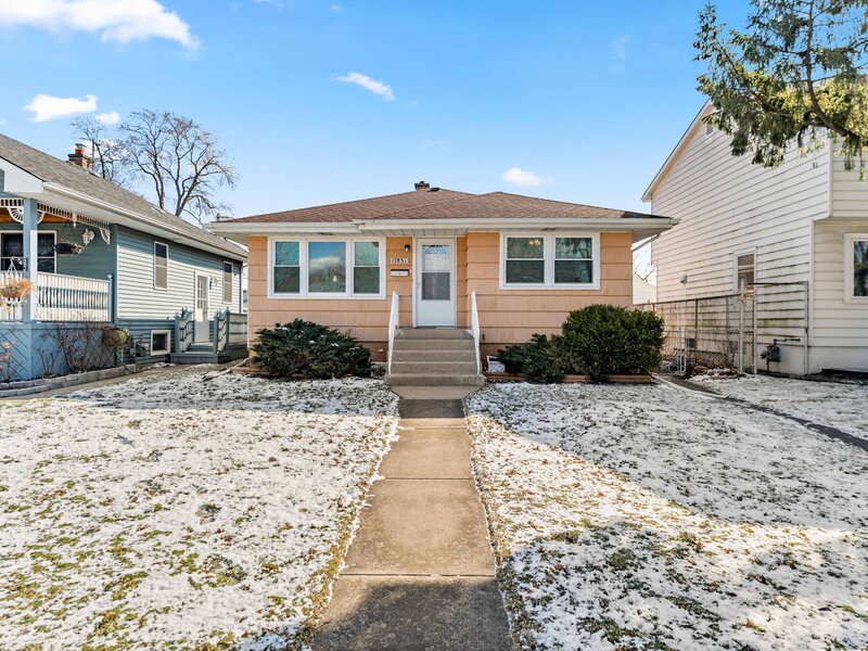 17831 Community Street Lansing IL 60438