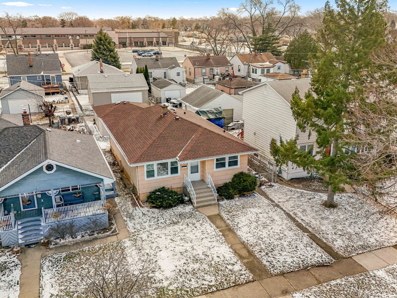 17831 Community Street Lansing IL 60438