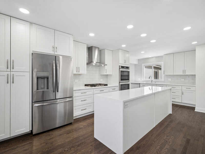 1155 Hackberry Road Deerfield IL 60015
