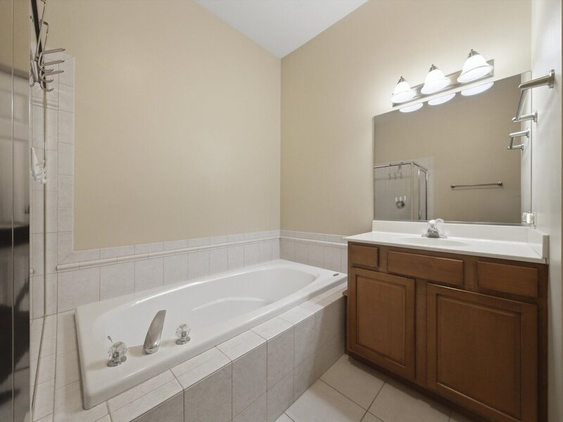1160 Longwood Drive Lisle IL 60532