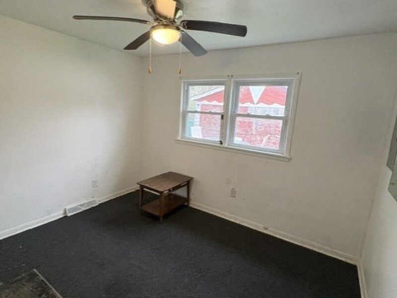 715 E 155th Court Phoenix IL 60426