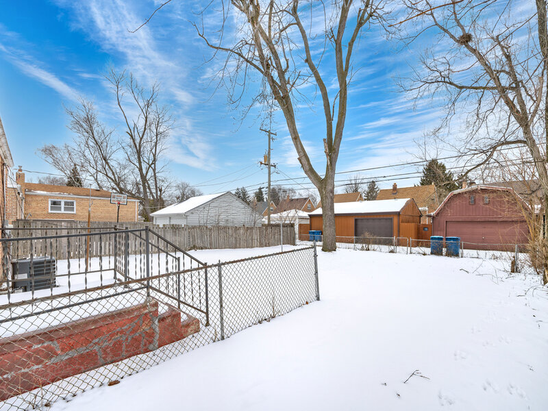 1527 Wentworth Avenue Calumet City IL 60409