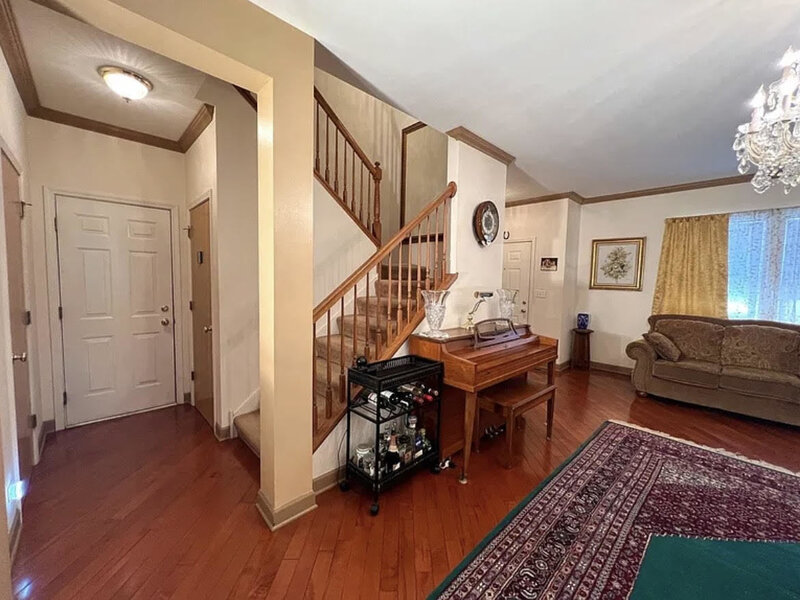 752 S Parkside Drive Round Lake IL 60073