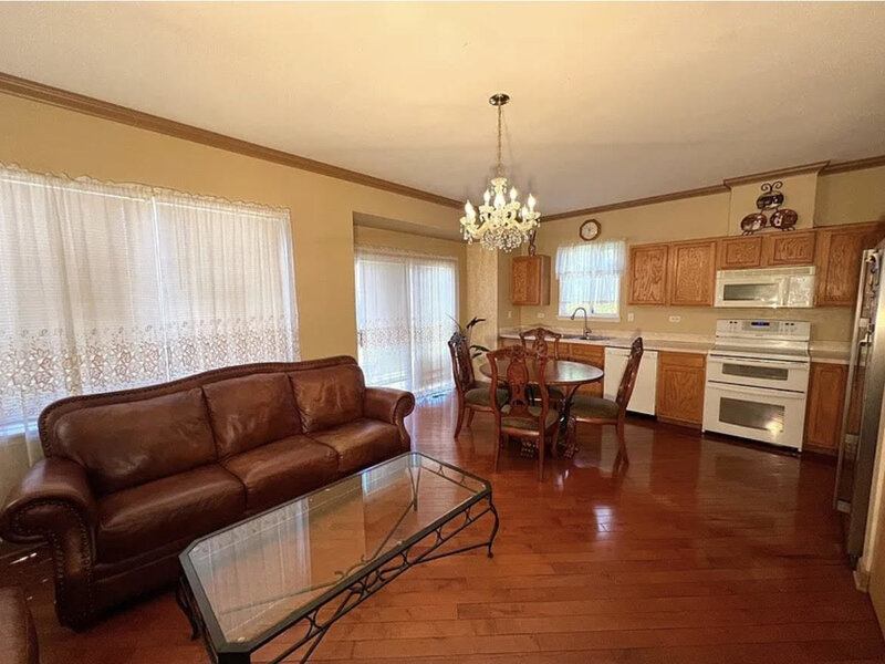 752 S Parkside Drive Round Lake IL 60073