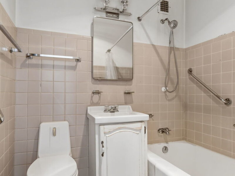 5530 S Shore Drive Chicago IL 60637