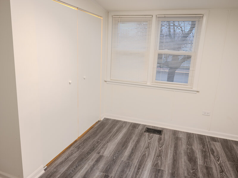 15915 Cottage Grove Avenue South Holland IL 60473