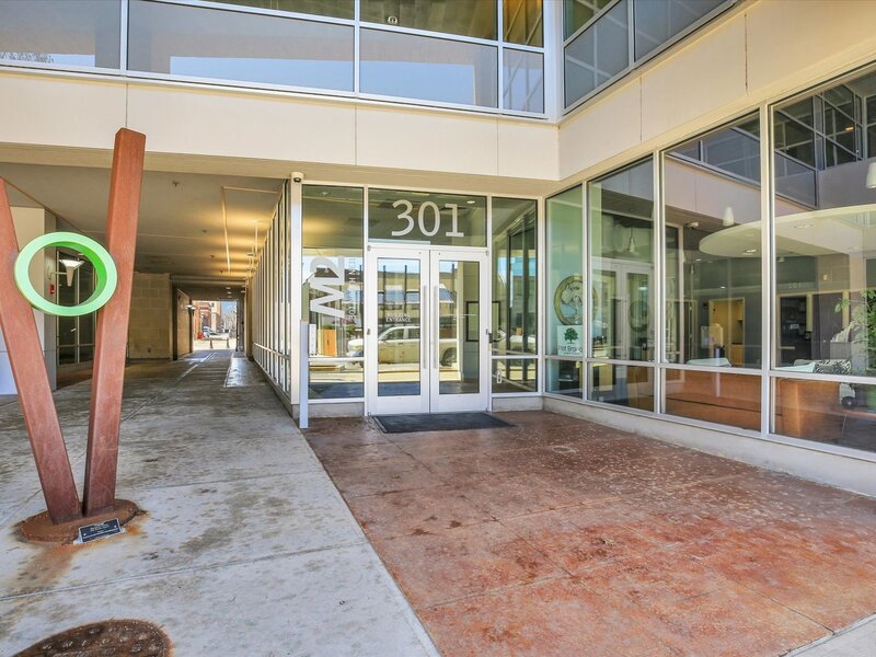 301 N Neil Street Champaign IL 61820