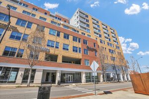 Photo of 301 N Neil Street Champaign IL 61820 Unit 608