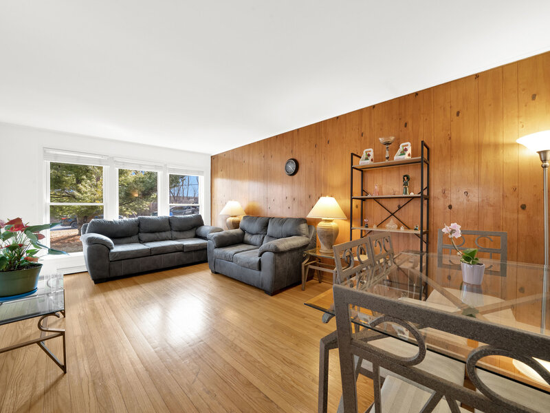 326 N Forest Avenue Hillside IL 60162