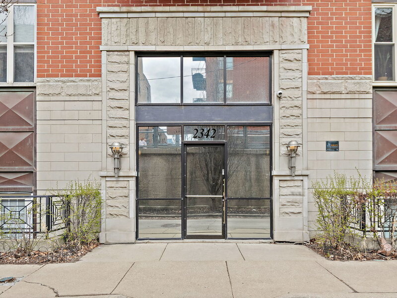 2342 W Bloomingdale Avenue Chicago IL 60647
