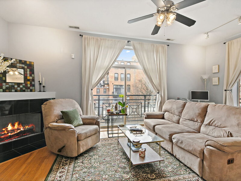 2342 W Bloomingdale Avenue Chicago IL 60647