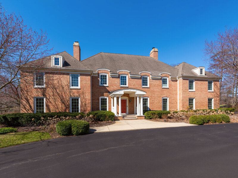 568 Plymouth Drive Inverness IL 60067