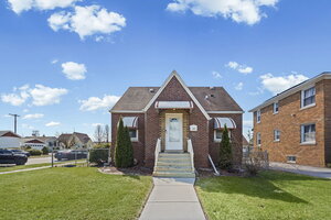 Photo of 651 Sibley Boulevard Calumet City IL 60409