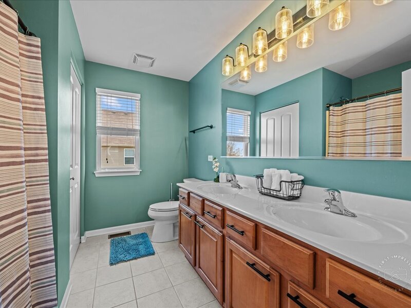 3591 Ayres Drive Aurora IL 60506