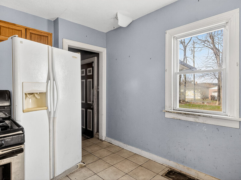 2823 Ridgeway Avenue Rockford IL 61101