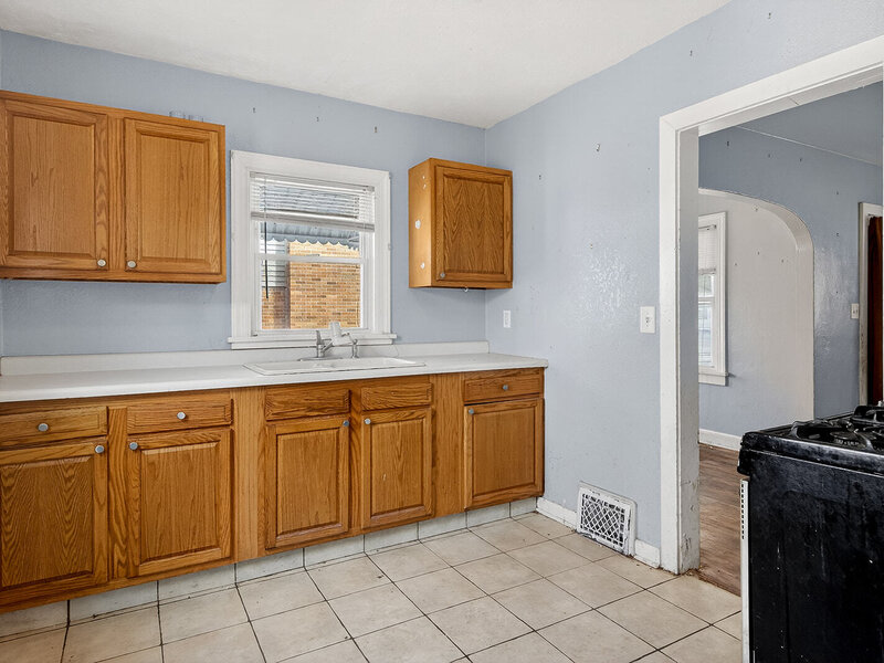 2823 Ridgeway Avenue Rockford IL 61101