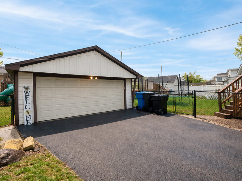 10607 S Springfield Avenue Chicago IL 60655
