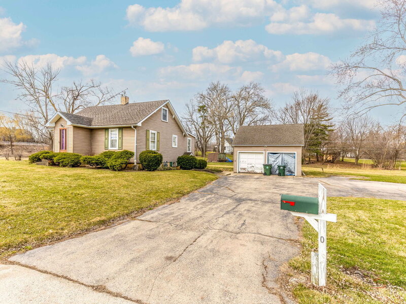 580 N Quentin Road Palatine IL 60067