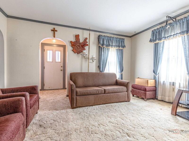 580 N Quentin Road Palatine IL 60067