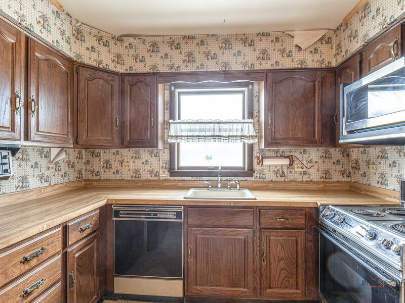 580 N Quentin Road Palatine IL 60067