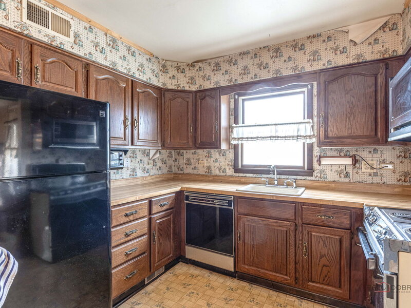 580 N Quentin Road Palatine IL 60067